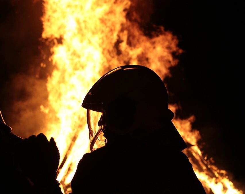 Evakuasi Longsor di Pelabuhan oleh Dinas Damkar Bulungan